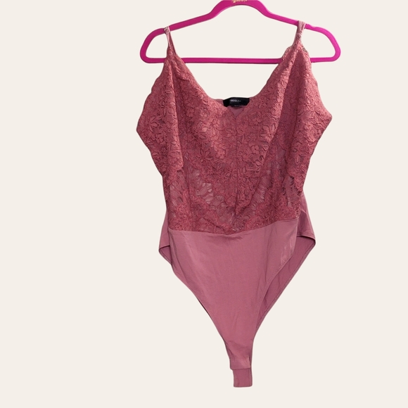 Forever21 lace bodysuit Size 3X Color: Blush - Picture 3 of 6